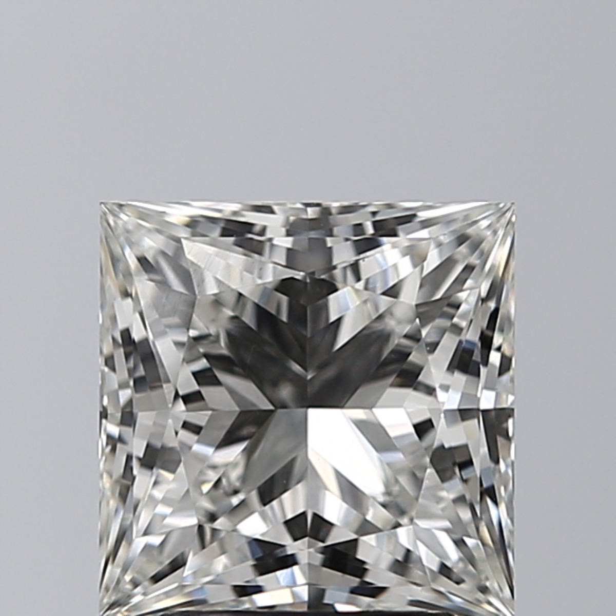 2.61 Carat H-VS1 Ideal Princess Diamond