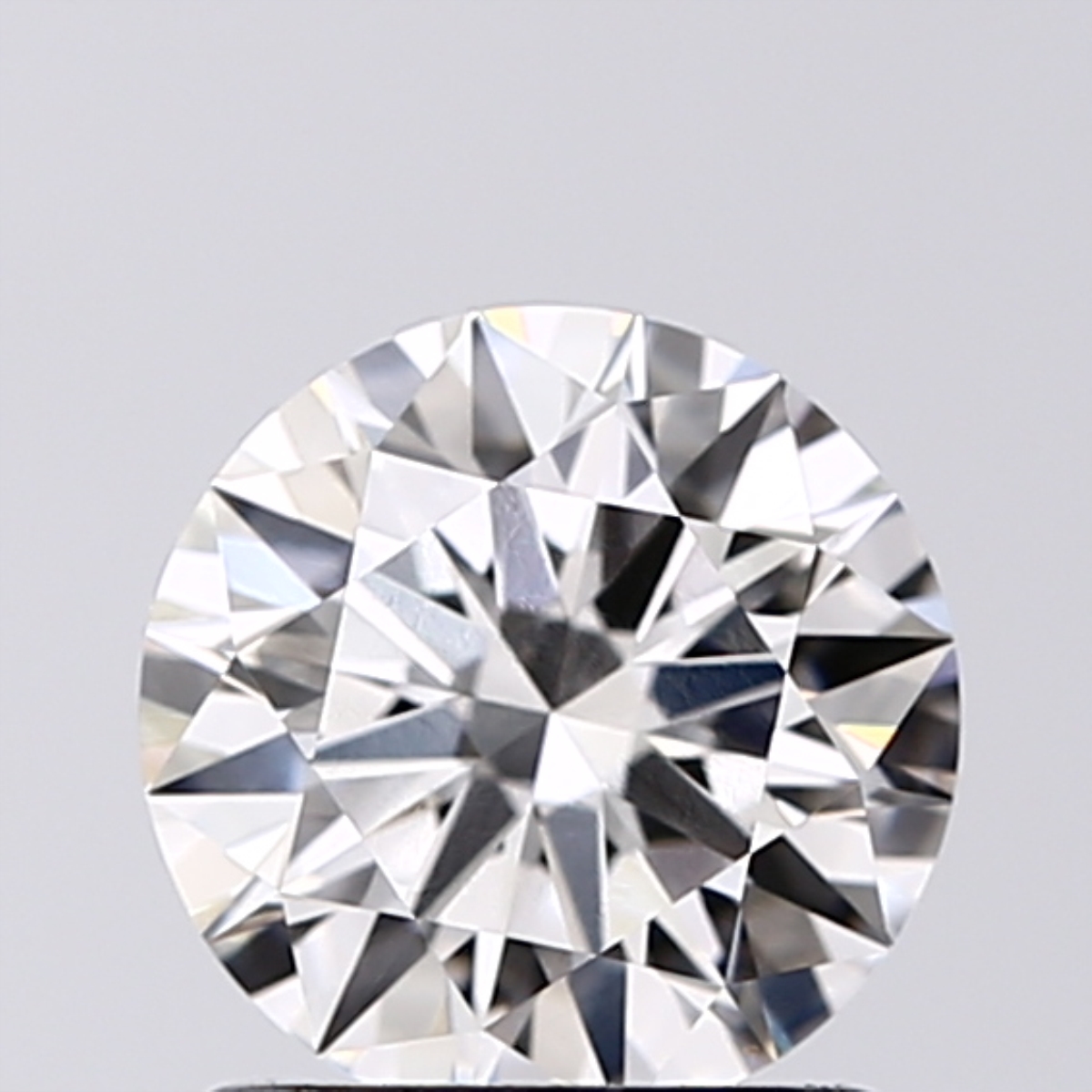 1.04 Carat G-VVS2 Ideal Round Diamond